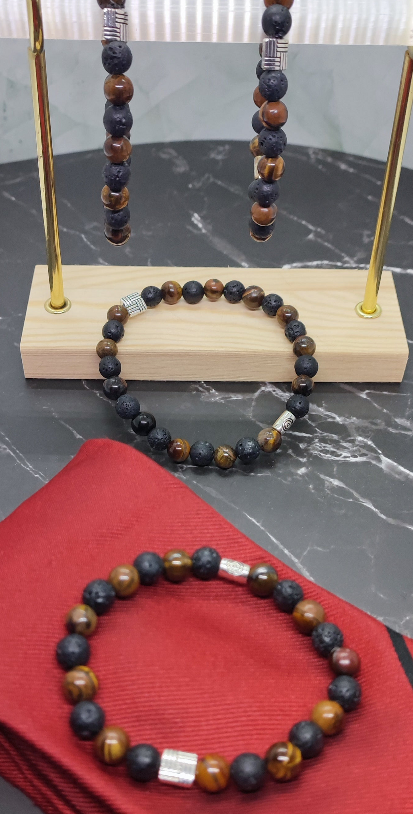Bracelet homme perles noires et marron intercalaire argenté